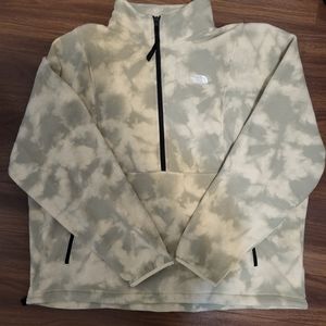 The north face fleece vest for men